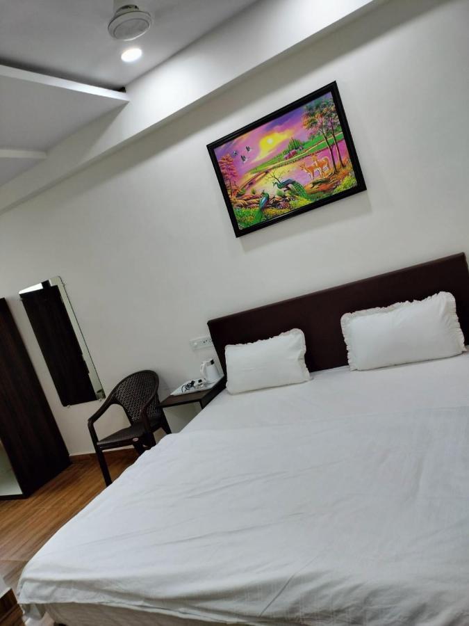 Hotel Satkar International Chhindwara Bagian luar foto