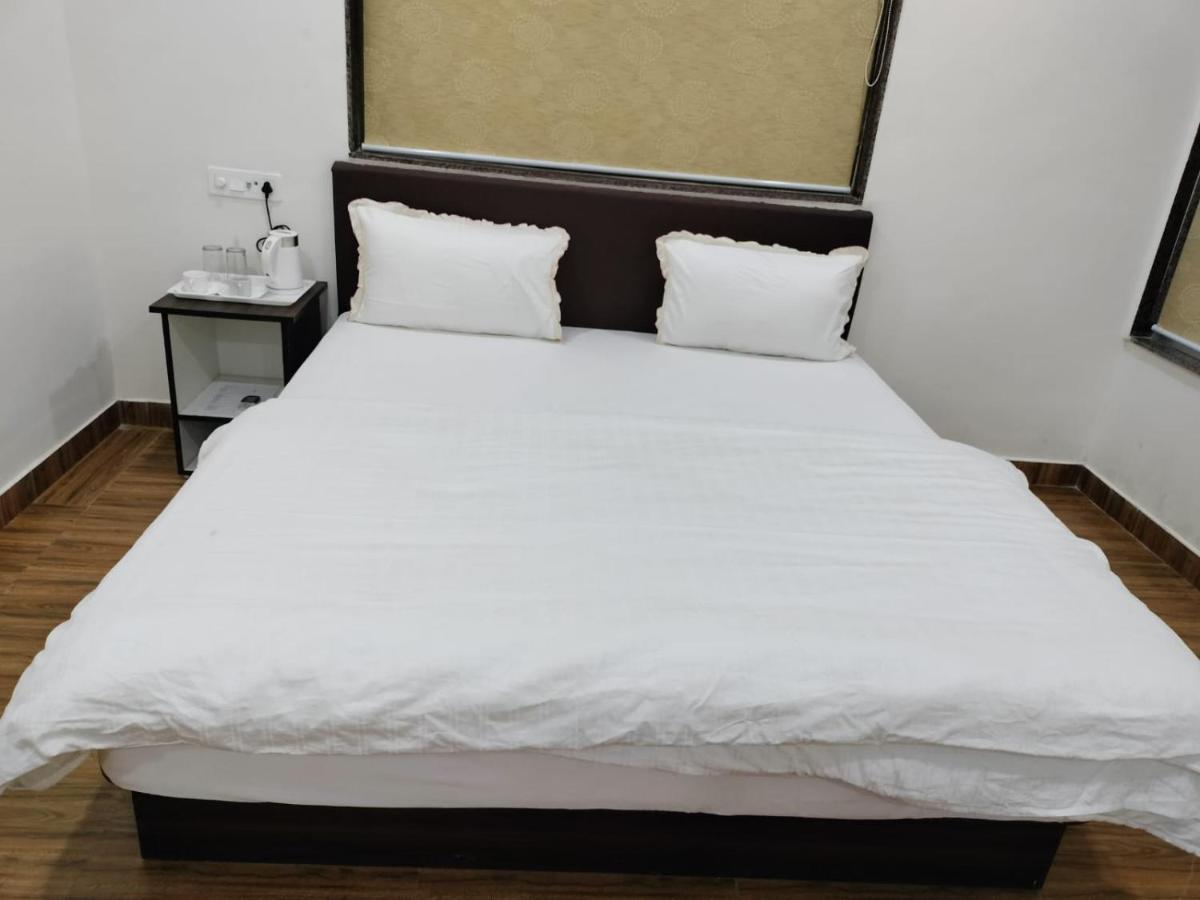 Hotel Satkar International Chhindwara Bagian luar foto