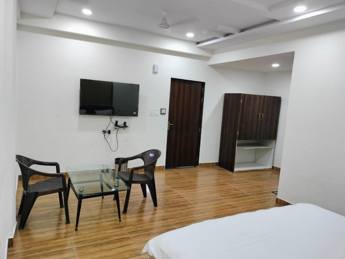 Hotel Satkar International Chhindwara Bagian luar foto